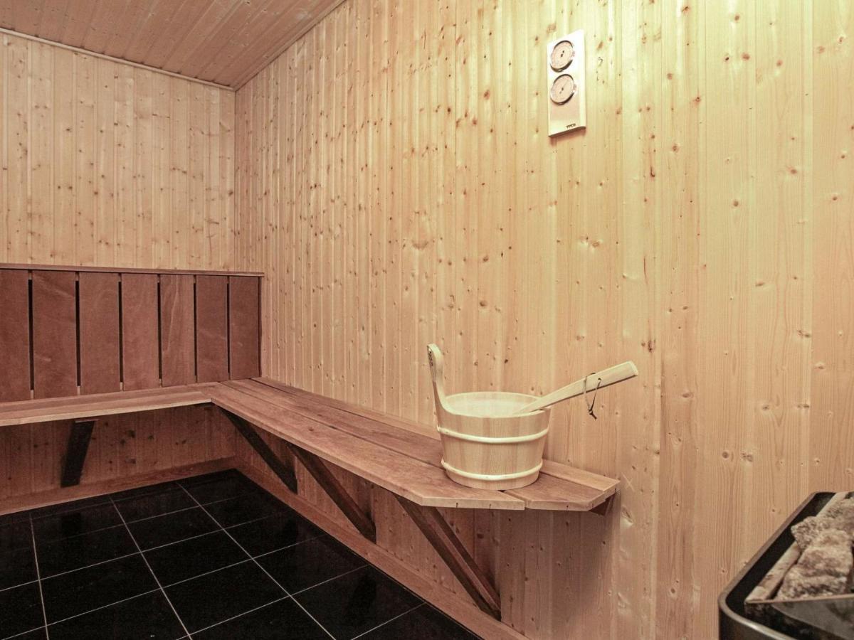 8 Person Holiday Home In Jerup Quarto foto